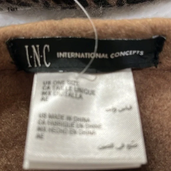 International concept, wool blend,French beret, hat, animal, print, Blk/Brn NWT - Picture 6 of 6